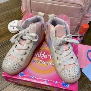 🎒Back to School Special!🎒 Light Up Twinkle Toes! MAKE ME AN OFFER!